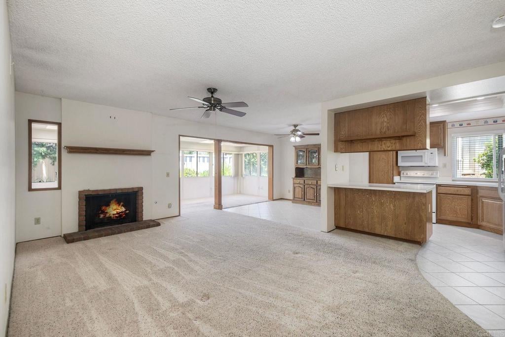 4206 Dawn LN, Oceanside CA 92056
