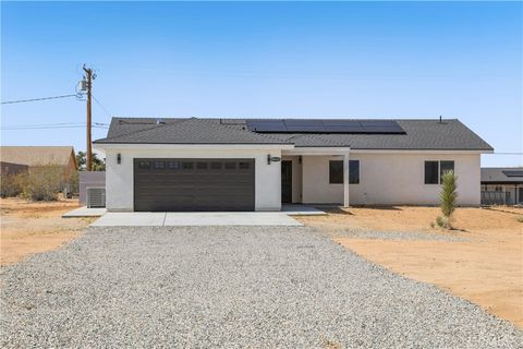 Photo of 58424 Canterbury Street, Yucca Valley, CA 92284 (MLS # JT25142973) Photo of 58424 Canterbury Street, Yucca Valley, CA 92284 (MLS # JT25142973)