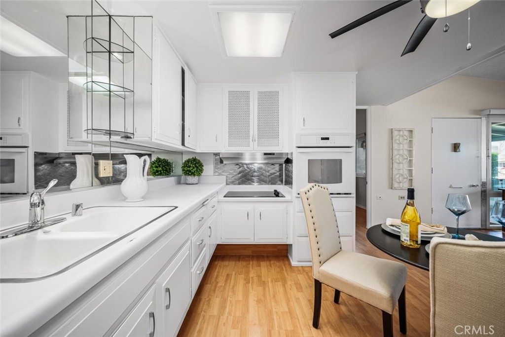 1420 Skokie 84E