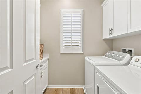 Tiny photo for 3159 London LN, Oxnard, CA 93036 (MLS # SR26175546)