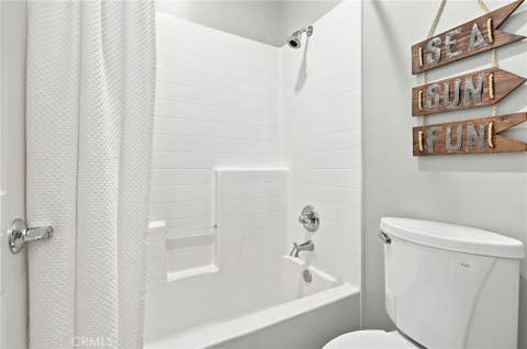 Tiny photo for 3159 London LN, Oxnard, CA 93036 (MLS # SR26175546)