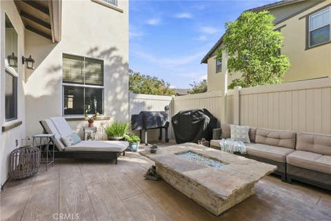 Tiny photo for 3159 London LN, Oxnard, CA 93036 (MLS # SR26175546)