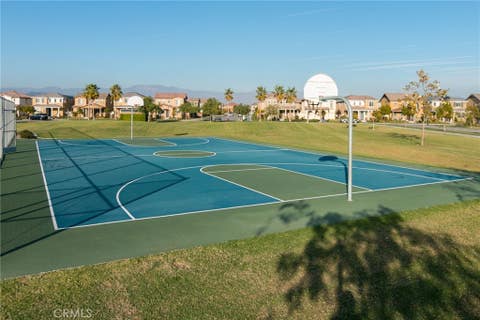 Tiny photo for 3159 London LN, Oxnard, CA 93036 (MLS # SR26175546)