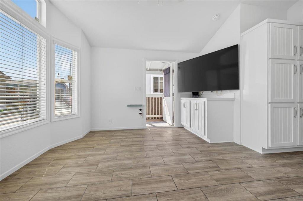 835 Kimball Avenue 27