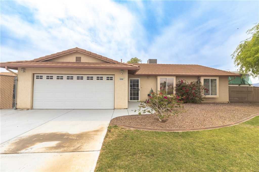 2202 Casa Del Sol