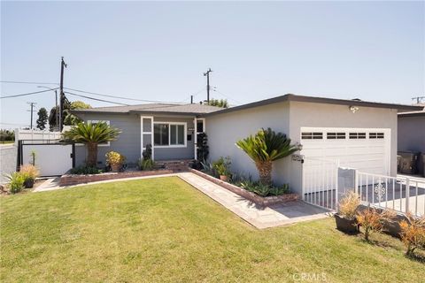 6344 South Street Lakewood CA 90713