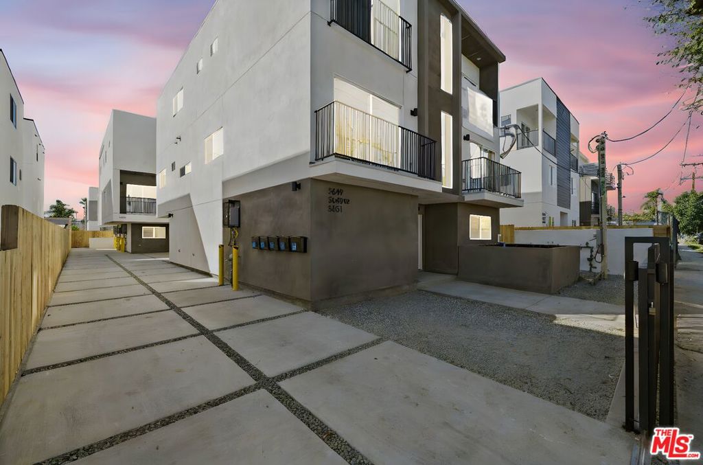 Properties 1 5651 Case Avenue
