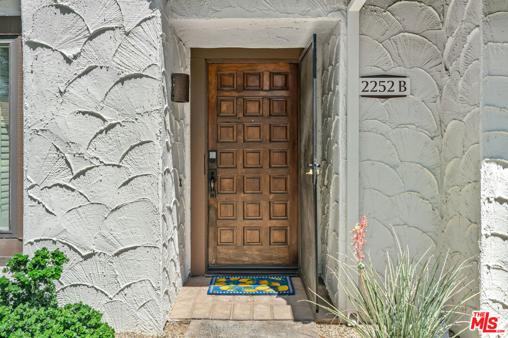 2252 Miramonte Circle B