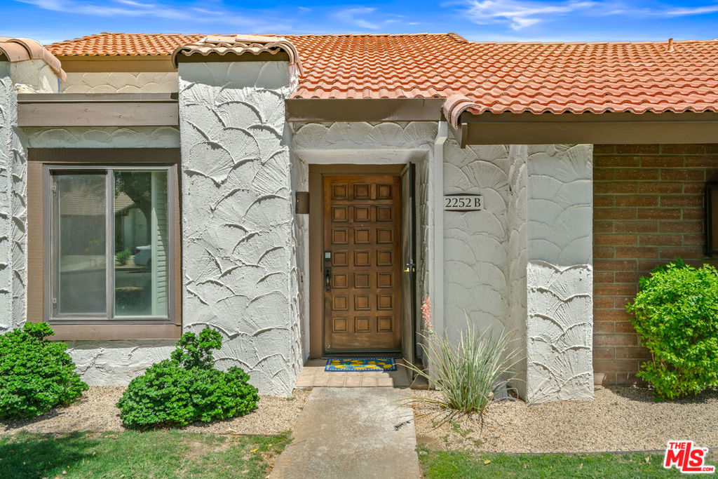 2252 Miramonte Circle B