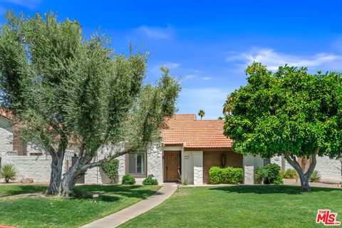 Photo of 2252 Miramonte Circle #B, Palm Springs, CA 92264 (MLS # 26840361)