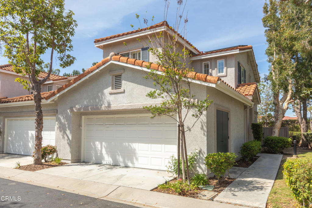 Properties 395 Via Cantilena