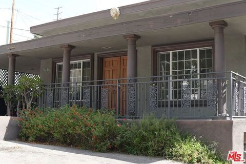 Photo of 1016 Palm Avenue, West Hollywood, CA 90069 (MLS # 26671909)