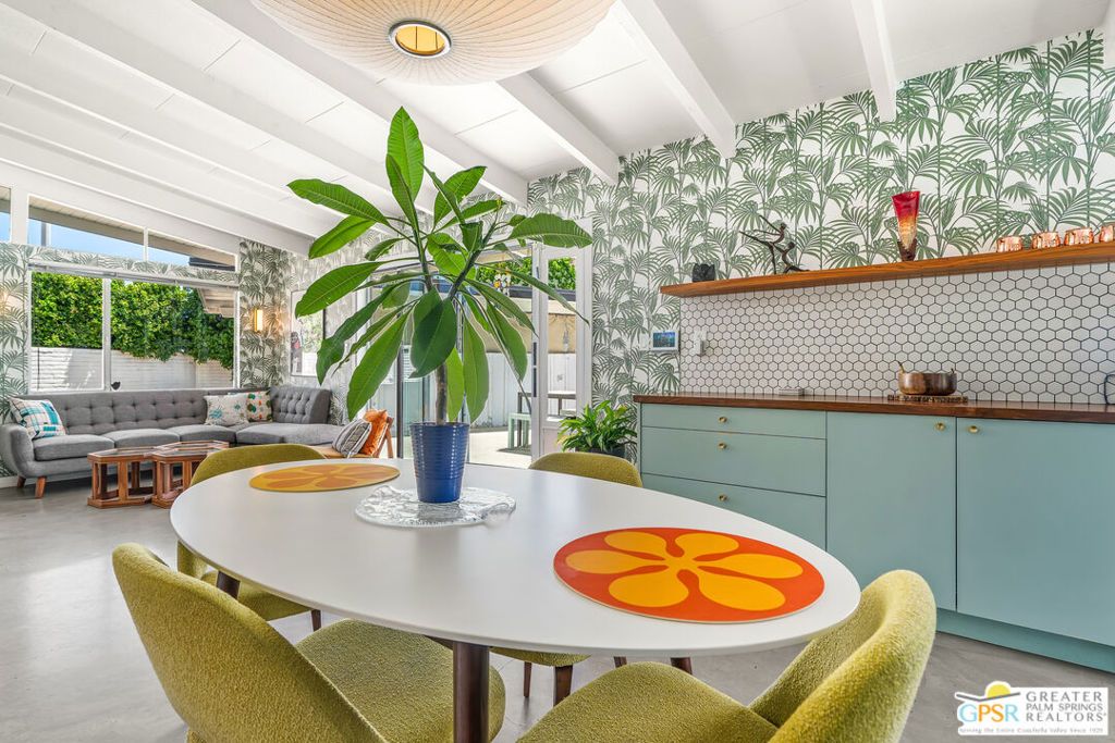 listing image 130722701805819415798