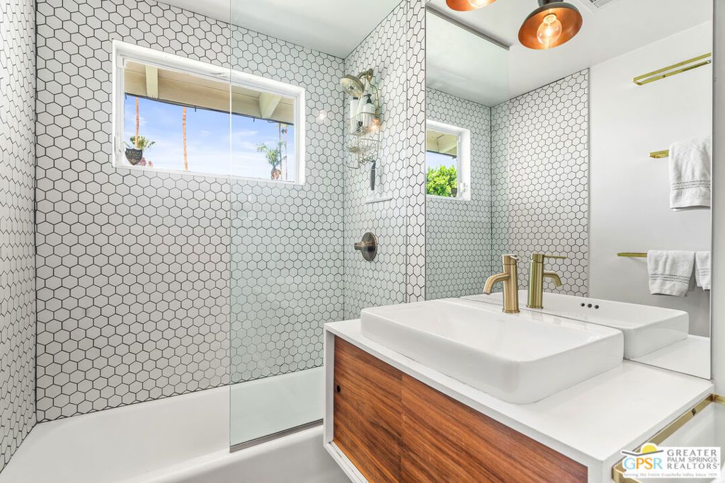 listing image 130724181431073521084