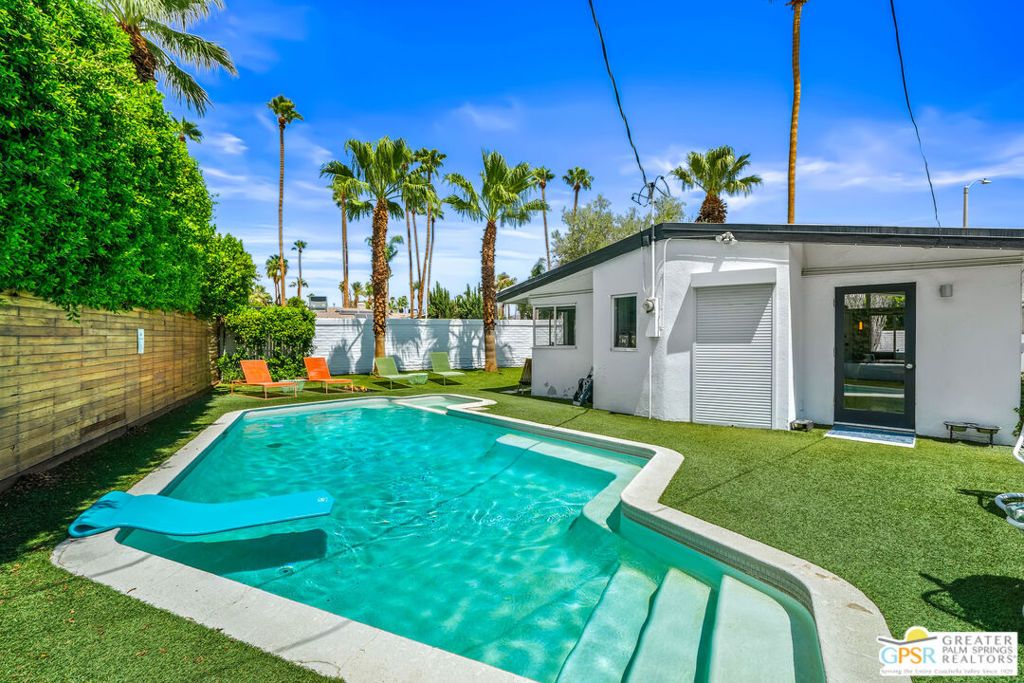 listing image 130724812665276912337