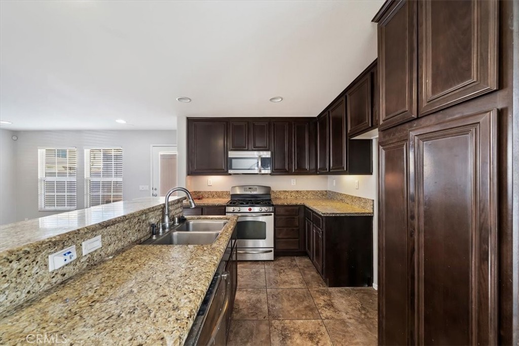 Solera (SLRA) - Residential Lease