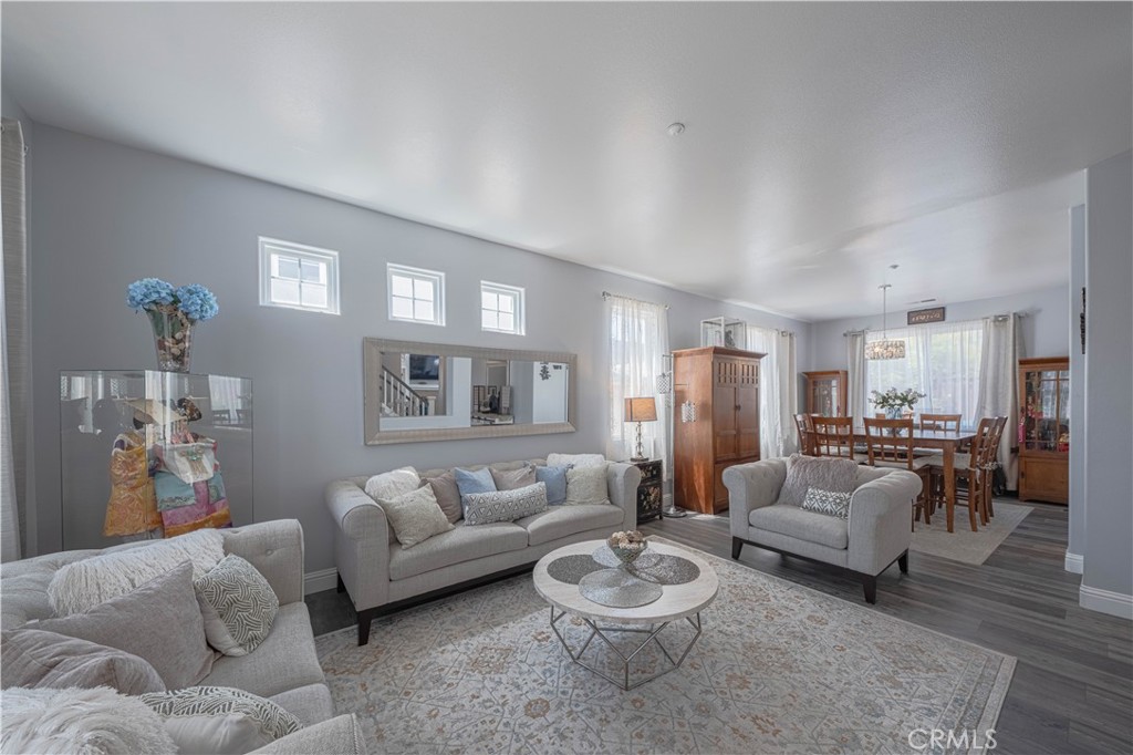 429 Tudor Way