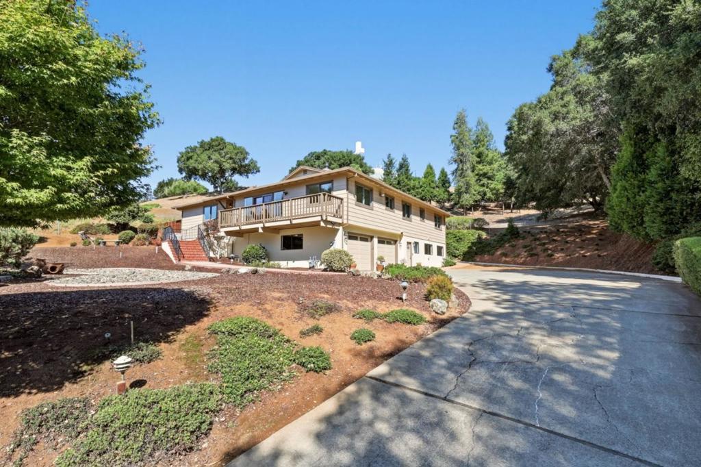 775 W California Way