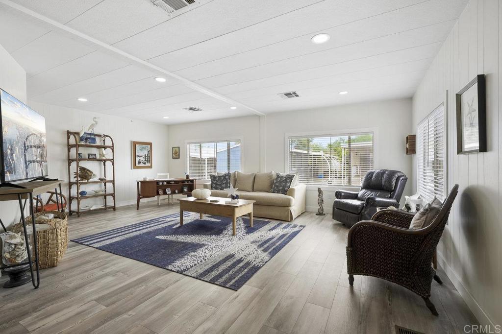 2130 Sunset Drive 117