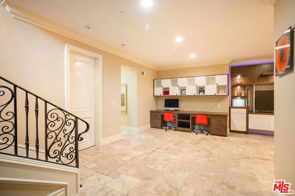 Benedict Collection - Residential