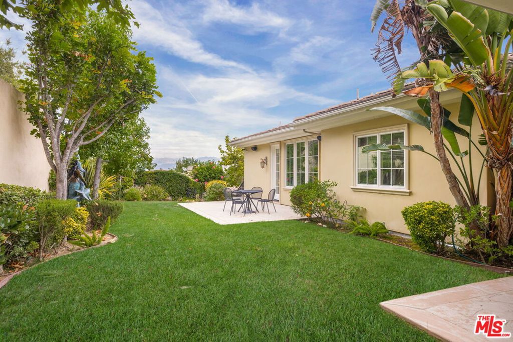 Benedict Collection - Residential