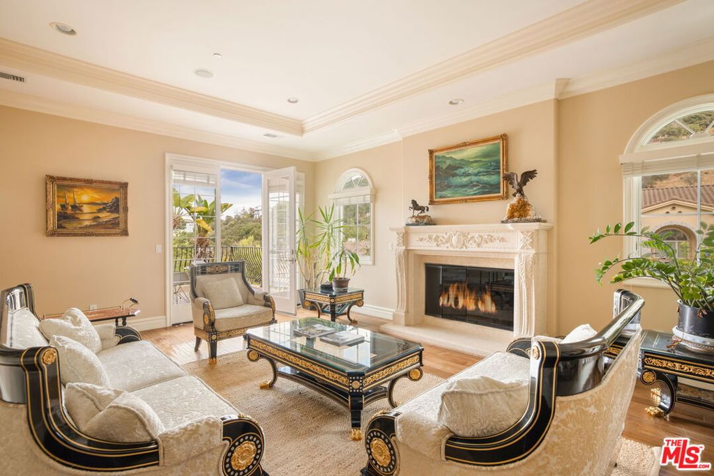 Benedict Collection - Residential