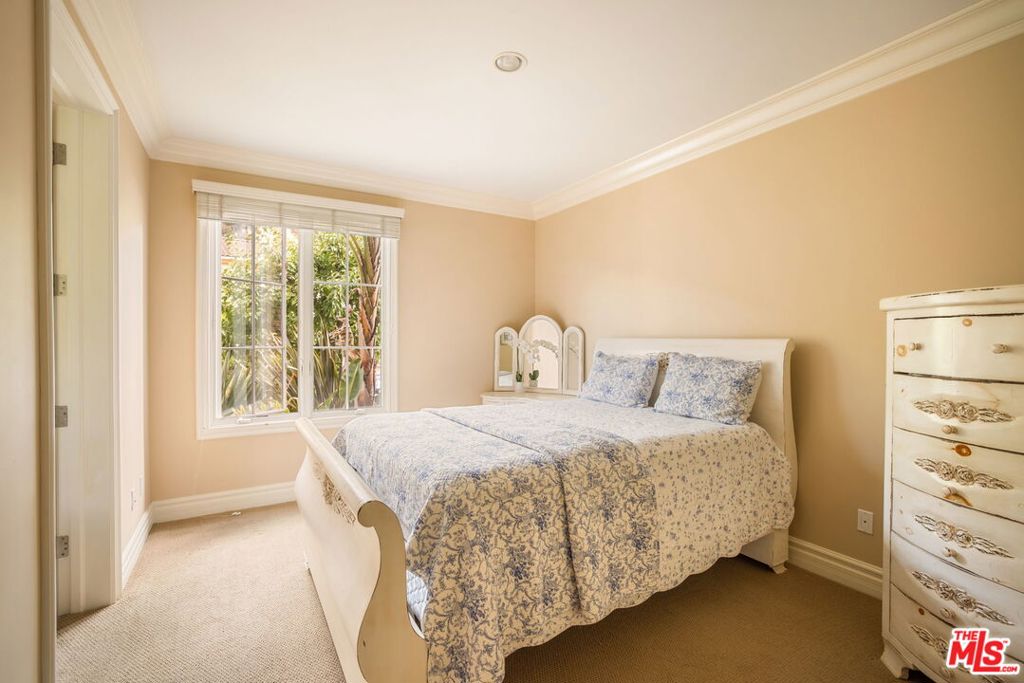 Benedict Collection - Residential
