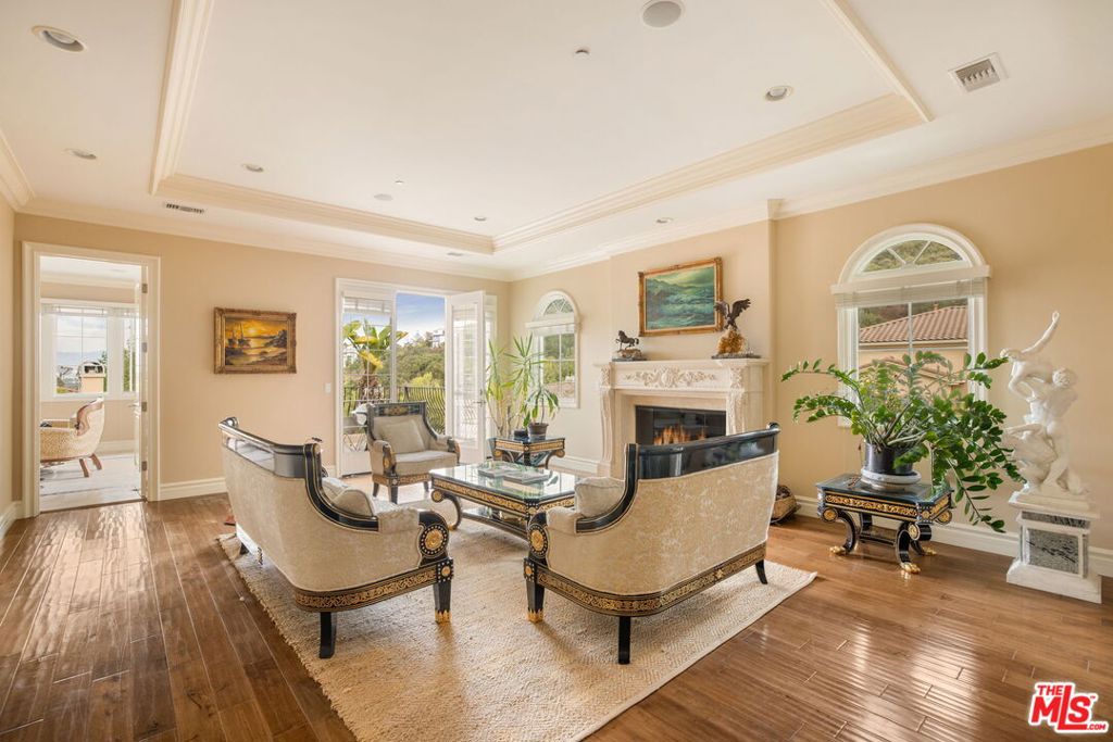 Benedict Collection - Residential