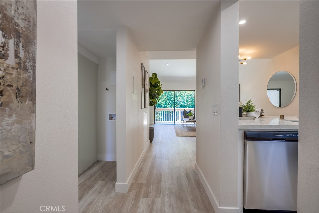 321 Orange Blossom 166