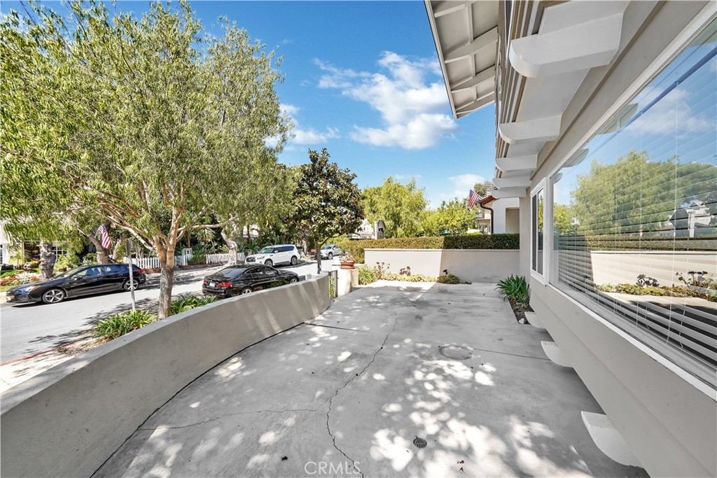 Corona del Mar North of PCH (CNHW) - Residential Lease