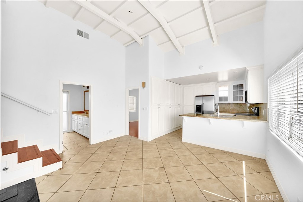 Corona del Mar North of PCH (CNHW) - Residential Lease