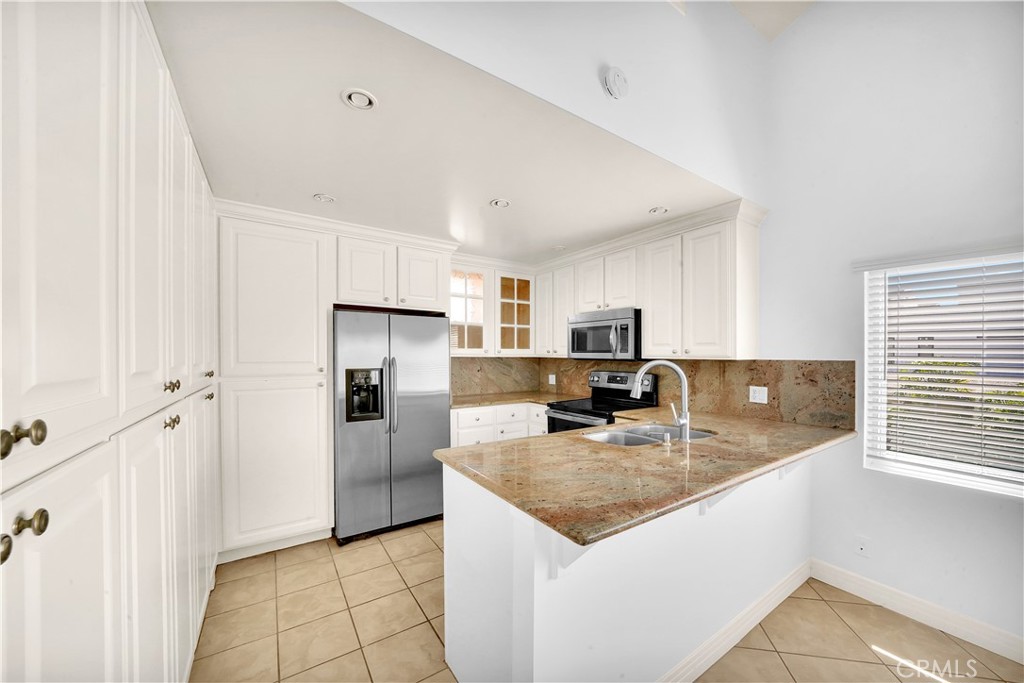 Corona del Mar North of PCH (CNHW) - Residential Lease