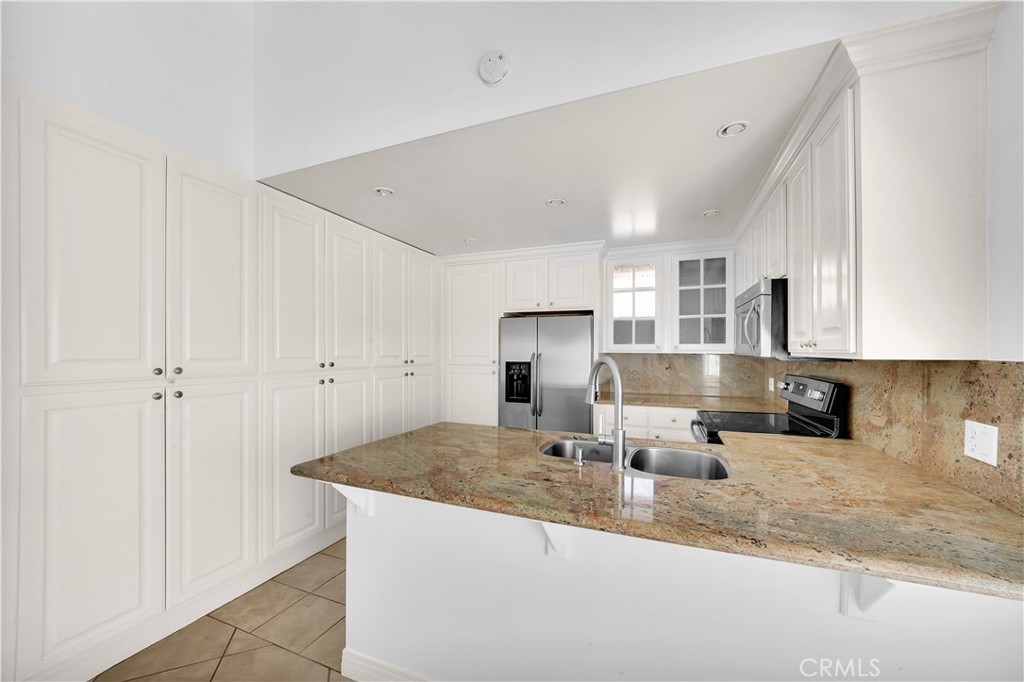 Corona del Mar North of PCH (CNHW) - Residential Lease