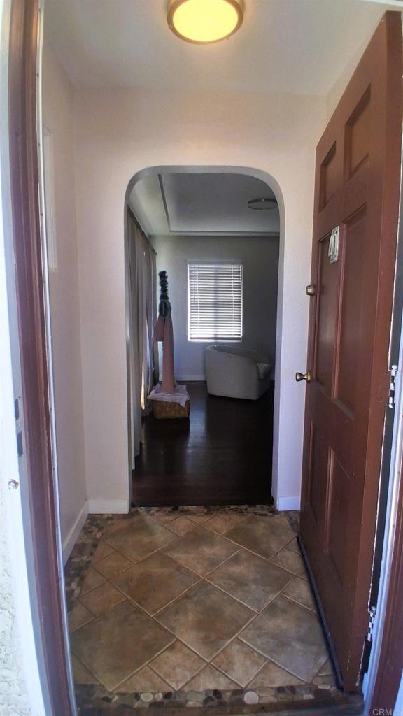 3930 Marine View Avenue