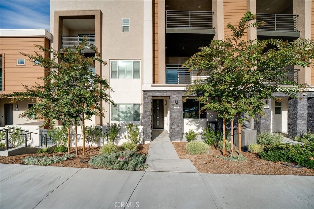 Photo of 211 Baluster, Irvine, CA 92618 (MLS # OC26011058)