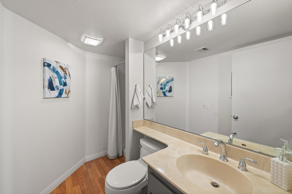 Canyon Shores - Residential