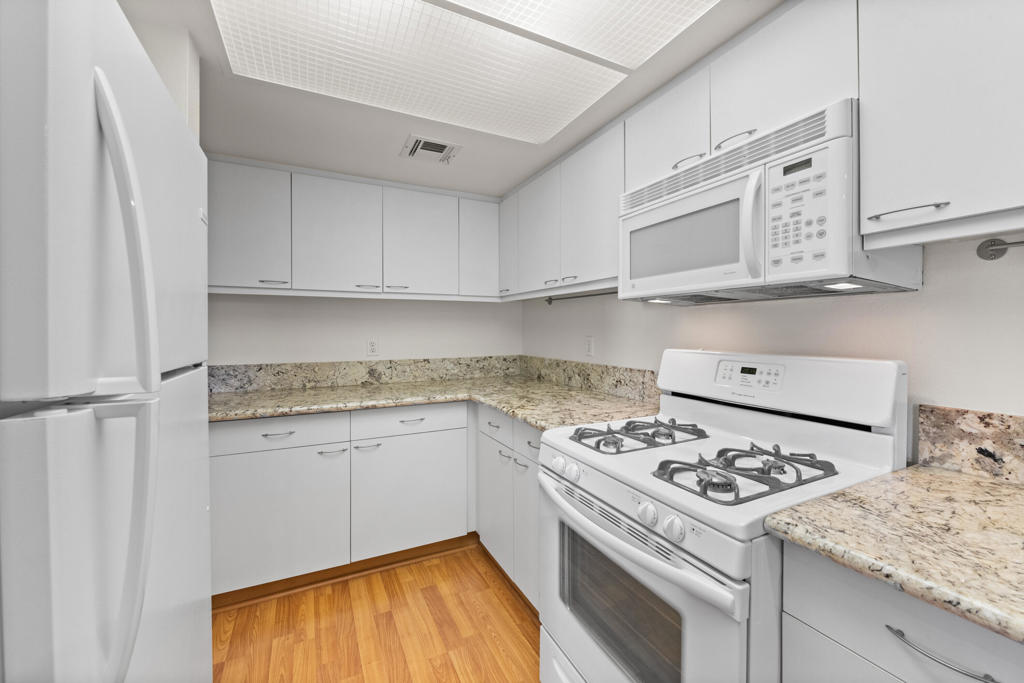 Canyon Shores - Residential