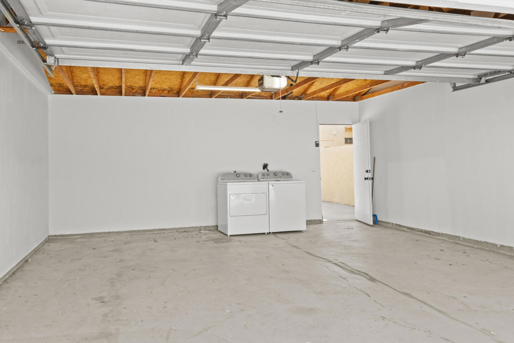 Mountain View Falls - Residential Lease