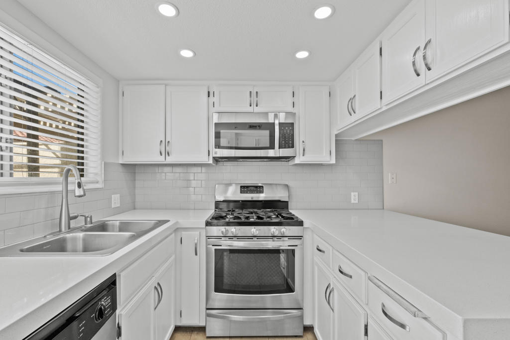 Mountain View Falls - Residential Lease