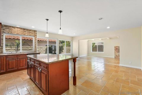 8761 Menkar Rd San Diego CA 92126
