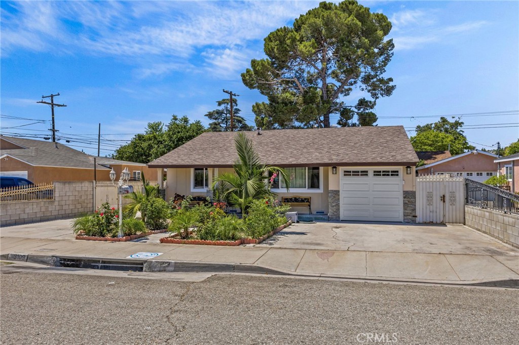 3109 Robinette Avenue