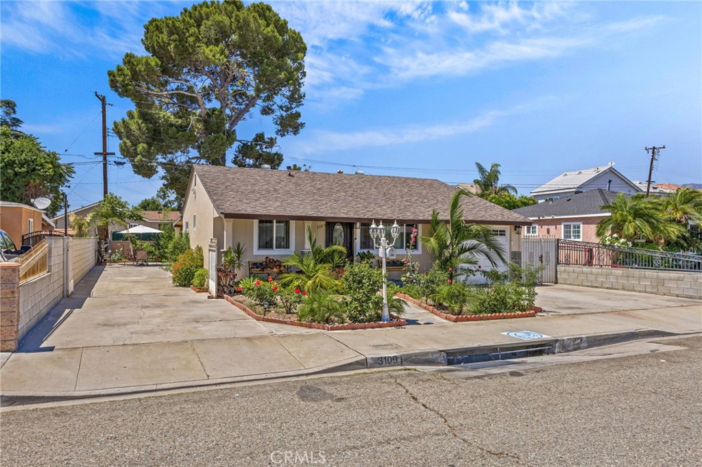 3109 Robinette Avenue