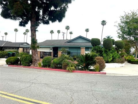 Photo of 3050 Madison Avenue, Costa Mesa, CA 92626 (MLS # PW25157108)