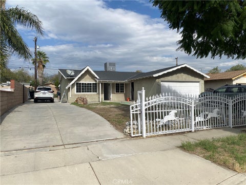 Photo of 2004 Gilbert St. ST, San Bernardino, CA 92411 (MLS # CV26228428)