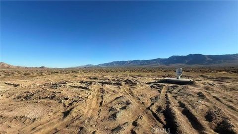 Photo of 28710 State Highway 18, Apple Valley, CA 92308 (MLS # AR25280294)