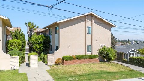 Photo of 1925 Gates Avenue, Redondo Beach, CA 90278 (MLS # SB26068791)