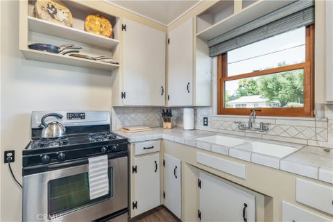 Tiny photo for 240 Oak ST, Paso Robles, CA 93446 (MLS # NS26165728)