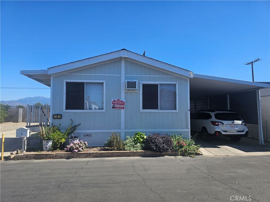 MOBILE HOME, 2-BED / 2-BATH, LIVING SPACE IS 840 SQ FT, COMPLETELY REMODELED. NEW ROOF, NEW PLUMBING, FLOOR WITH CERAMIC TILE, NEW PAIN.