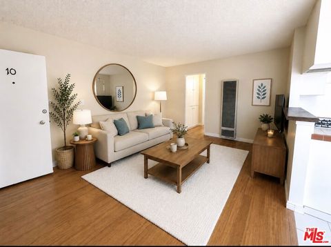 Photo of 12300 Pacific Avenue #10, Los Angeles, CA 90066 (MLS # 26830739)