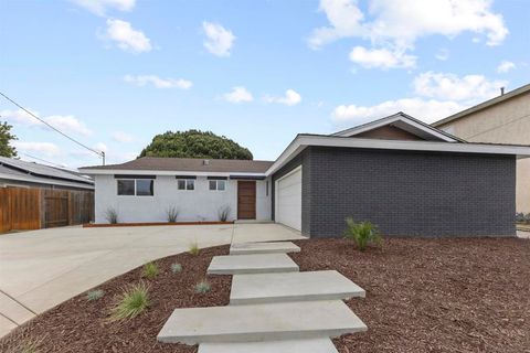 1427 Signal Ave San Diego CA 92154